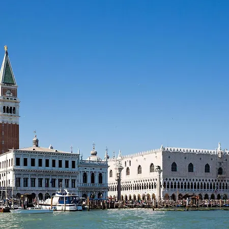 Lägenhet At 1 Minute From San Marco Square *