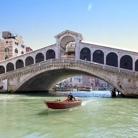 At 1 Minute From San Marco Square Lägenhet *