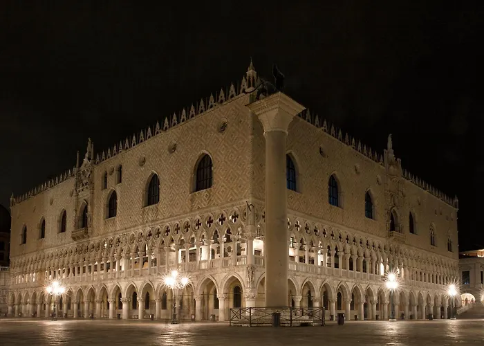 At 1 Minute From San Marco Square * Venetië